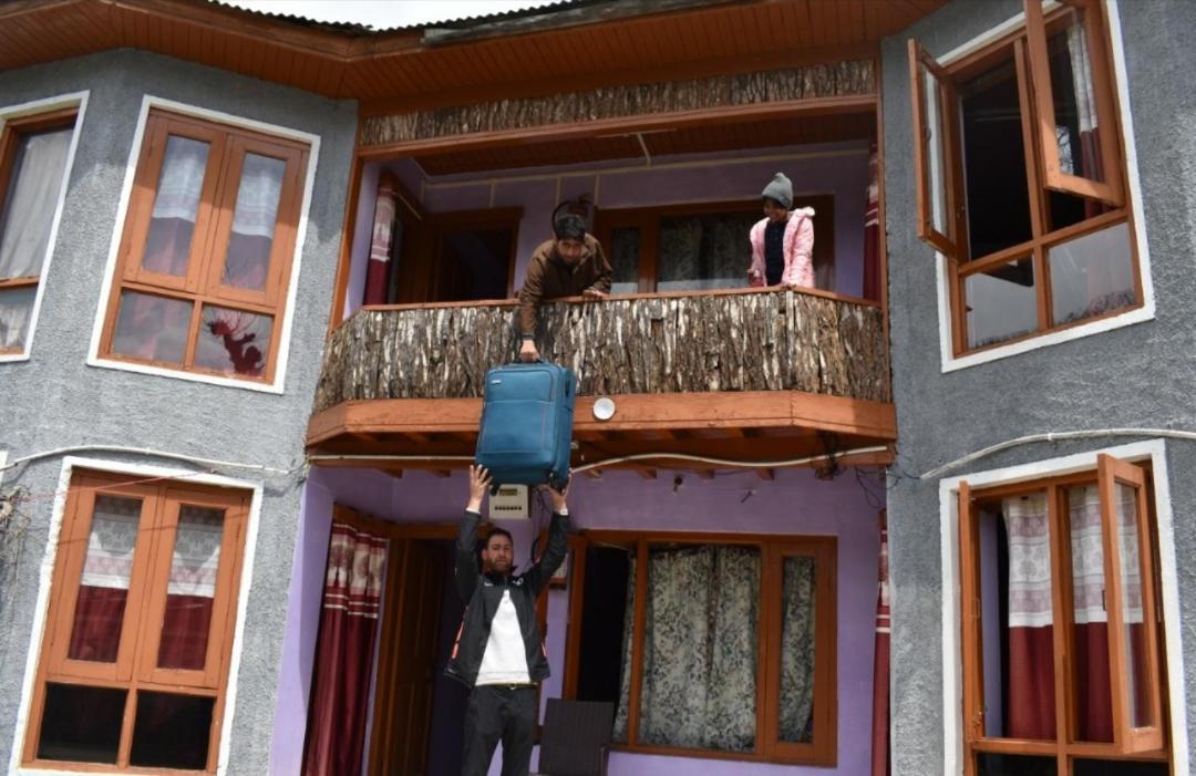 New Relax Inn, Pahalgam, 2 Km From Lidder Valley Eksteriør billede