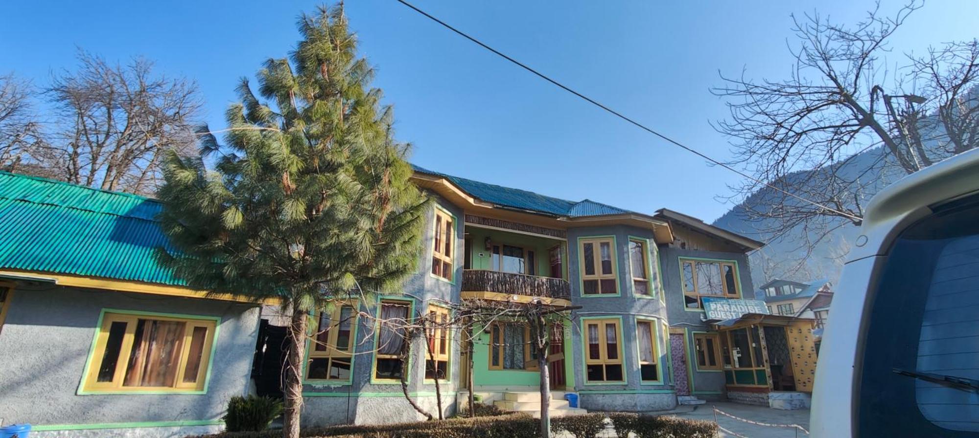 New Relax Inn, Pahalgam, 2 Km From Lidder Valley Eksteriør billede