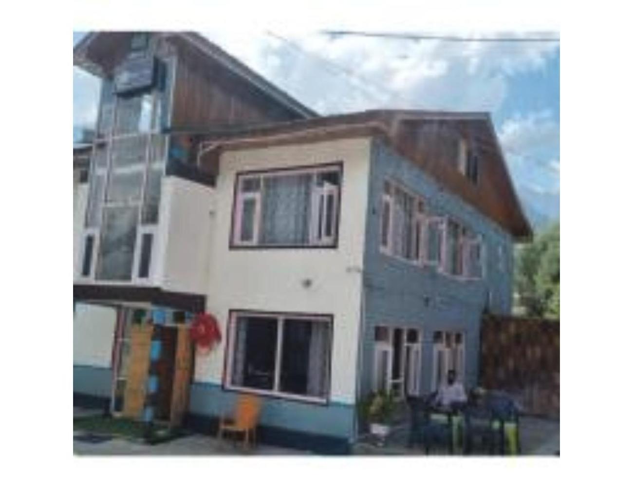 New Relax Inn, Pahalgam, 2 Km From Lidder Valley Eksteriør billede
