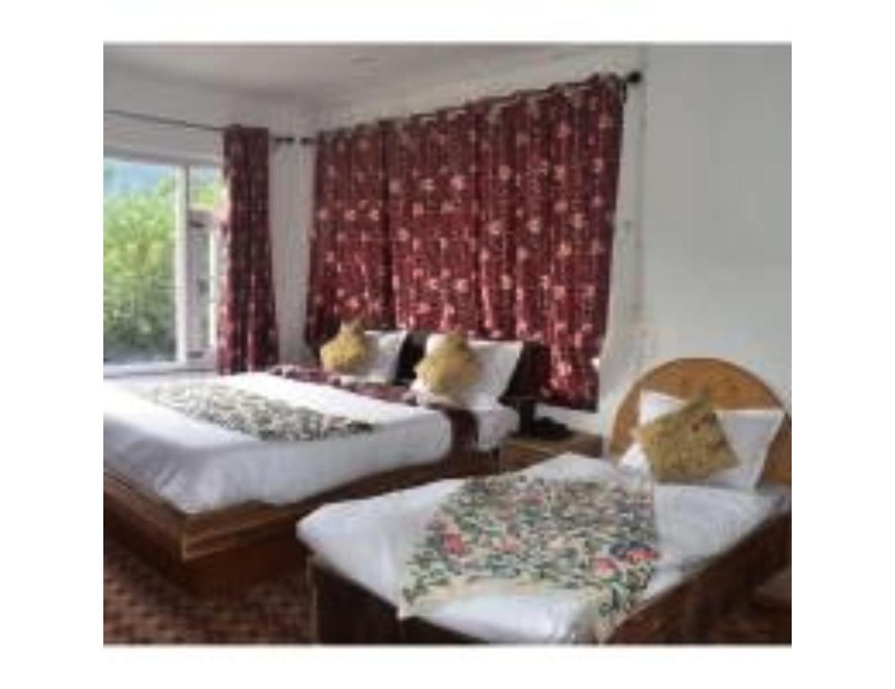 New Relax Inn, Pahalgam, 2 Km From Lidder Valley Eksteriør billede