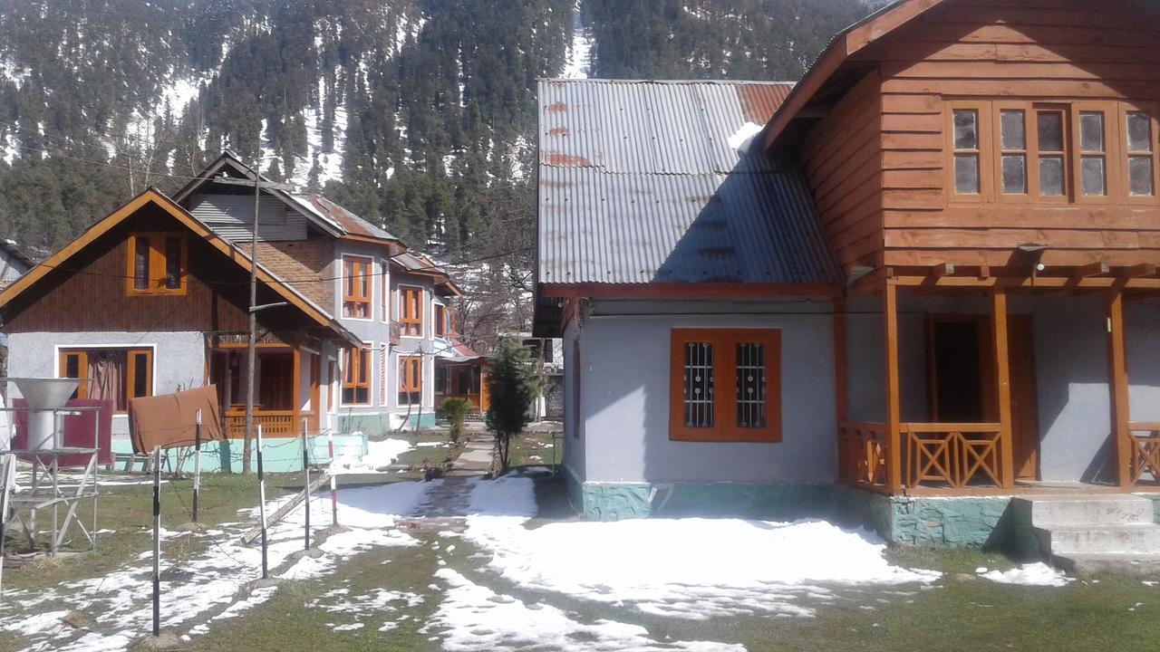 New Relax Inn, Pahalgam, 2 Km From Lidder Valley Eksteriør billede